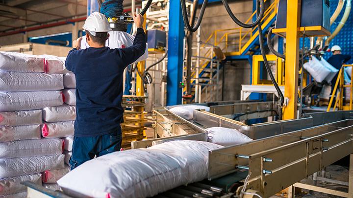 Tren Industri Semen Indonesia di Tahun 2025: Tantangan dan Peluang